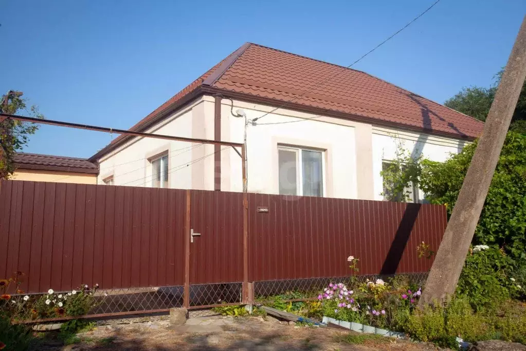 Дом в Краснодарский край, Славянск-на-Кубани ул. Новоселов, 61 (63 м) - Фото 1