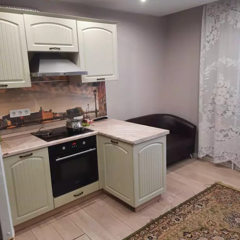 1-к кв. Тюменская область, Тюмень ул. Газопромысловая, 3 (56.6 м) - Фото 1