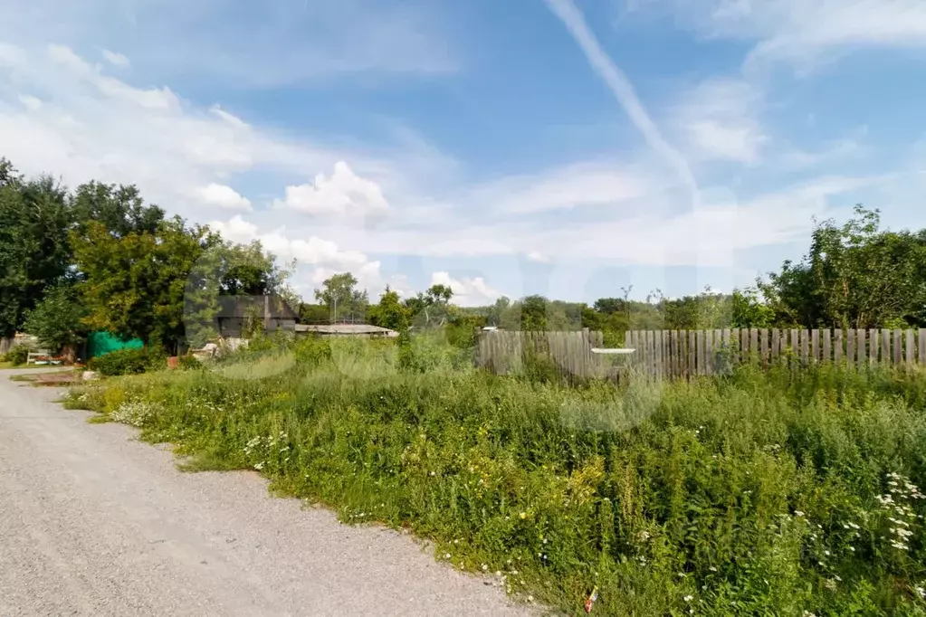 Участок в Тюменская область, Исетский муниципальный округ, с. ... - Фото 1