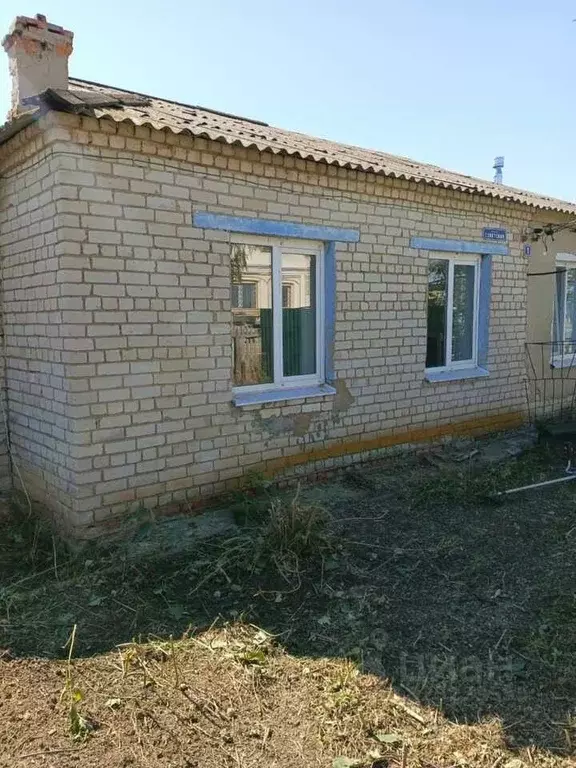 Дом в Саратовская область, Воскресенский район, Елшанское ... - Фото 1