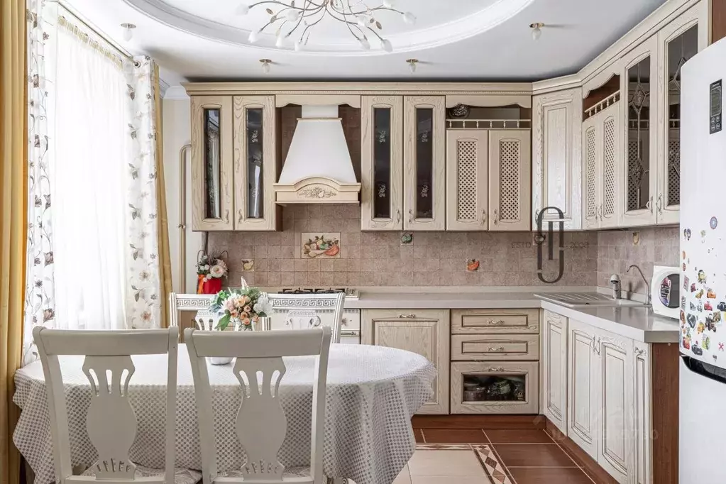 3-к кв. Татарстан, Казань ул. Кул Гали, 26 (84.0 м) - Фото 2