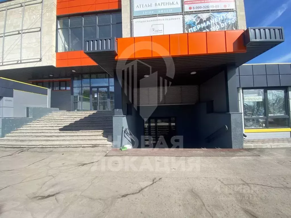 Помещение свободного назначения в Омская область, Омск просп. ... - Фото 0