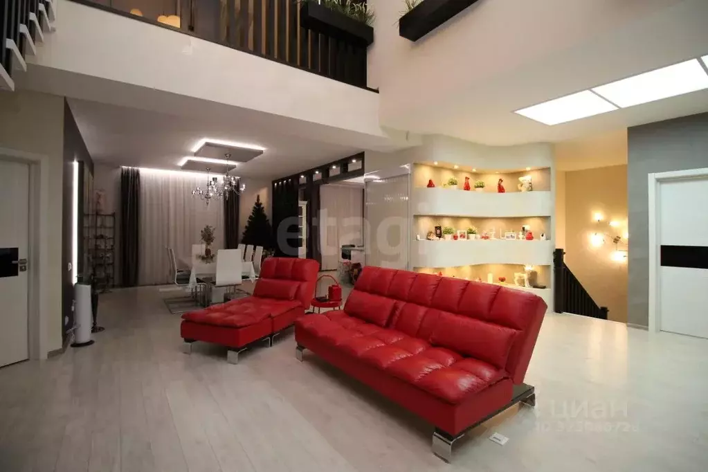 Дом в Ульяновская область, Ульяновск ул. Гусева, 20 (400 м) - Фото 1