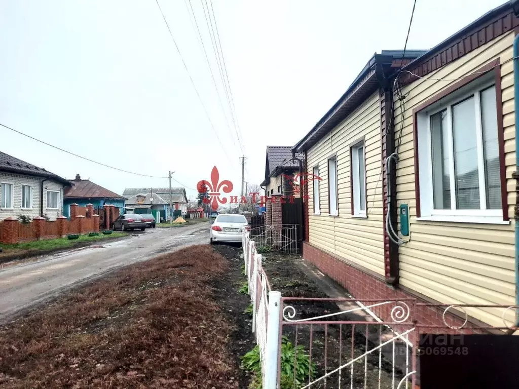 Дом в Белгородская область, Алексеевский городской округ, с. Иловка ... - Фото 1