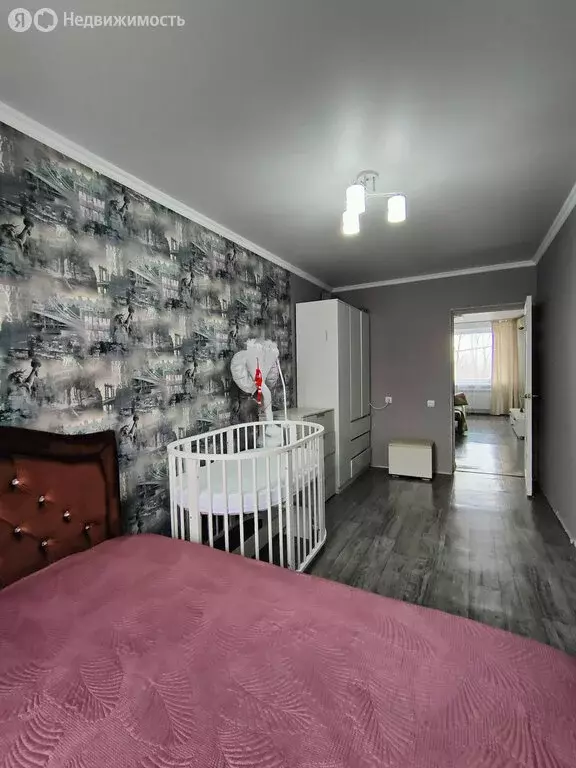 3-комнатная квартира: Астрахань, улица Адмирала Нахимова, 111 (61.3 м) - Фото 2