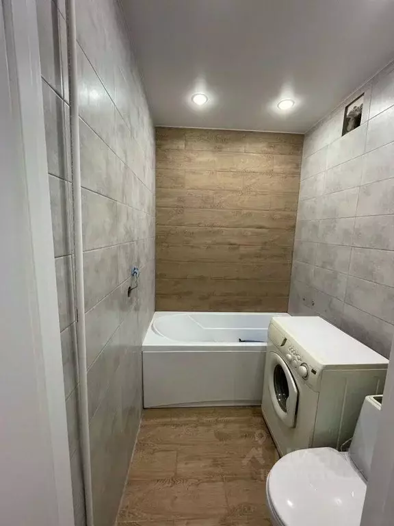 1-к кв. Саратовская область, Саратов ул. 2-я Садовая, 3 (33.0 м) - Фото 2