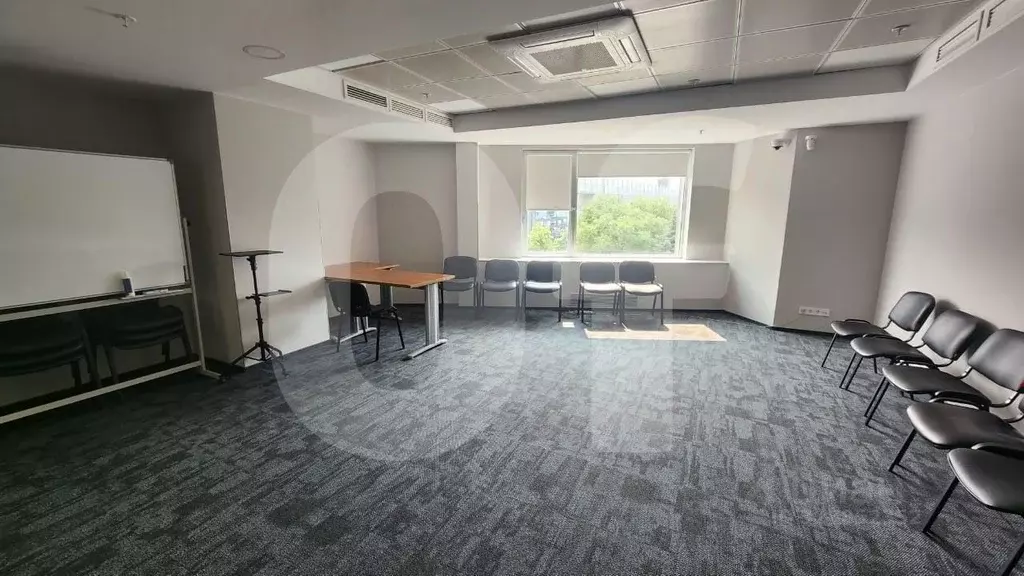 Офис в Москва ул. Ивана Франко, 8 (827 м) - Фото 1