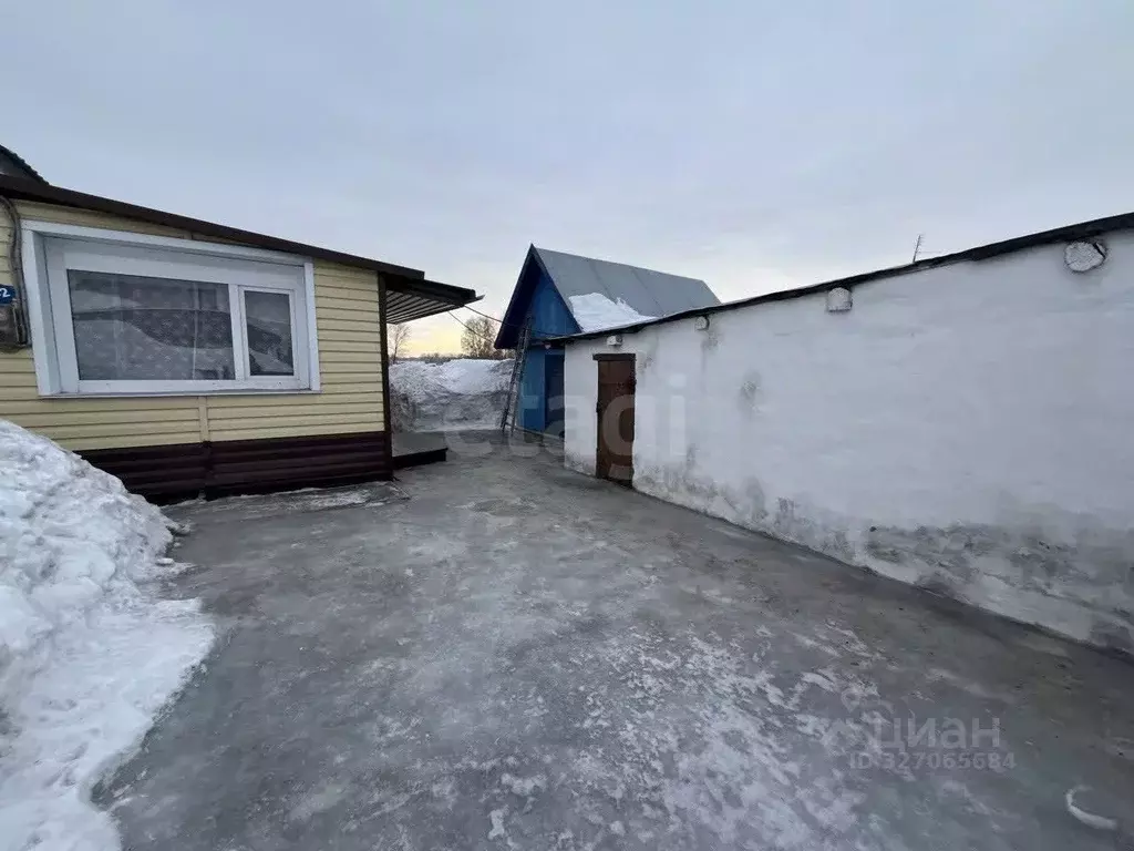 Дом в Кемеровская область, Крапивинский пгт ул. Рекордная (113 м) - Фото 1