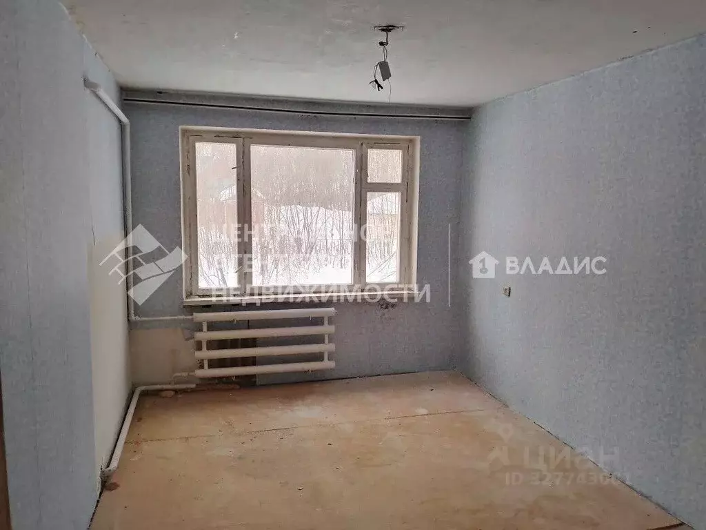 3-к кв. Рязанская область, Рязанский муниципальный округ, д. Турлатово ... - Фото 2