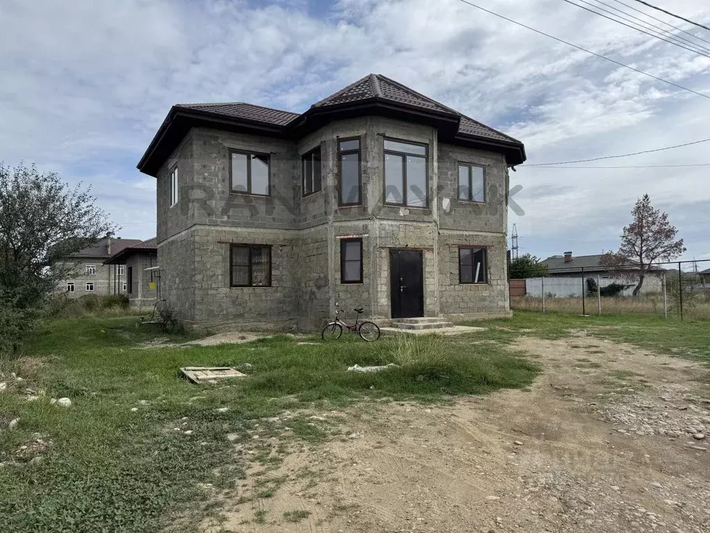 Дом в Адыгея, Майкоп ул. Ворошилова, 253 (341 м) - Фото 1