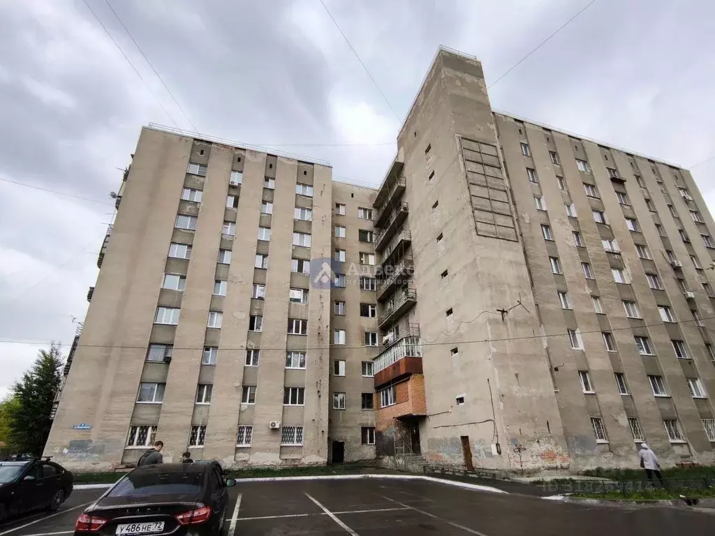 Комната Тюменская область, Тюмень Олимпийская ул., 30 (28.1 м) - Фото 0