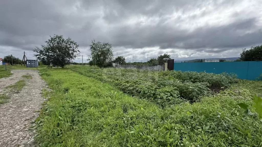 Участок в Камчатский край, Елизово Заречный мкр,  (4.0 сот.) - Фото 1