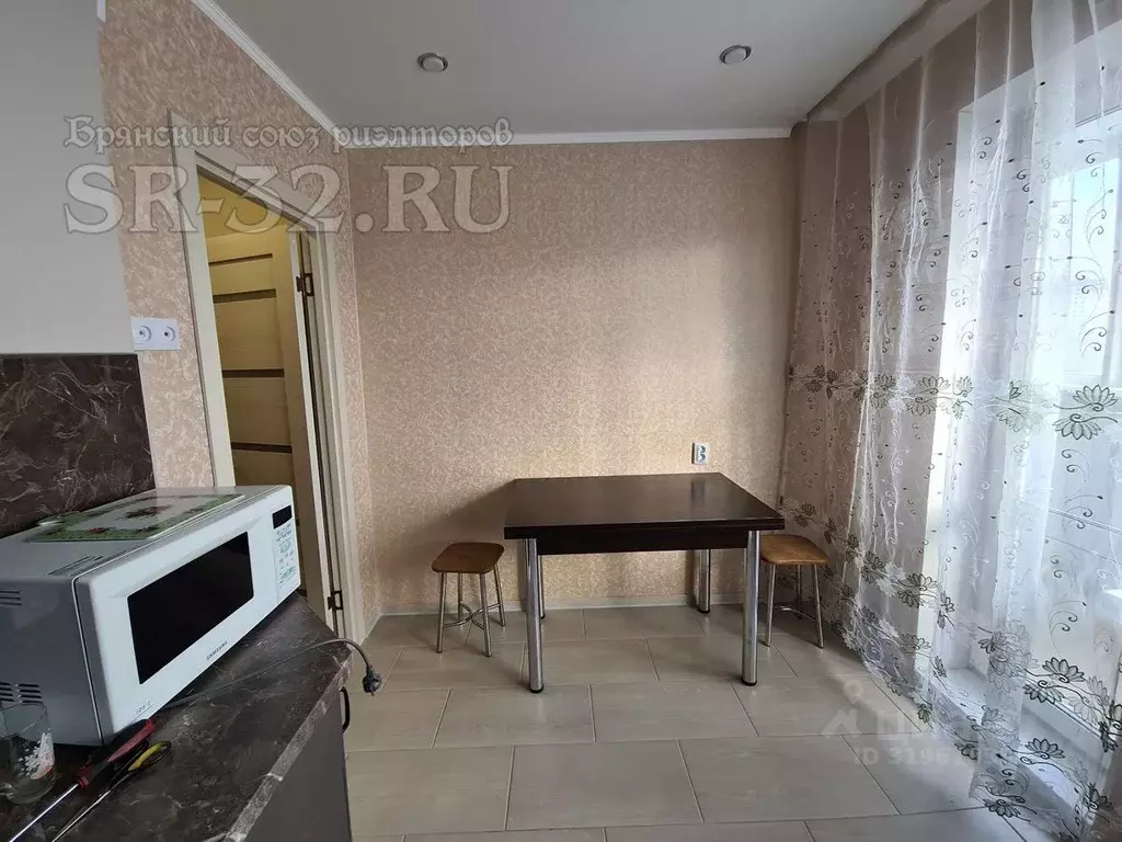 1-к кв. Брянская область, Брянск ул. А.К. Толстого, 2 (45.0 м) - Фото 1