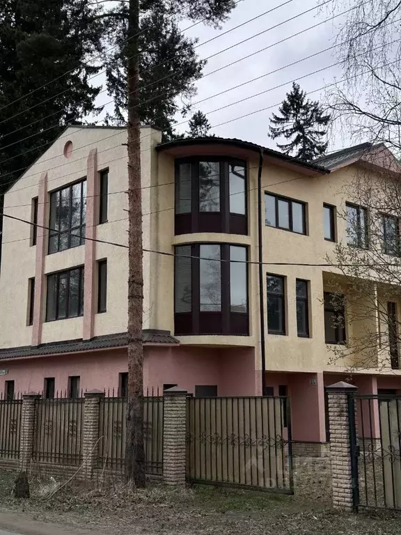 Дом в Ленинградская область, Всеволожск Советская ул., 37 (856 м) - Фото 0