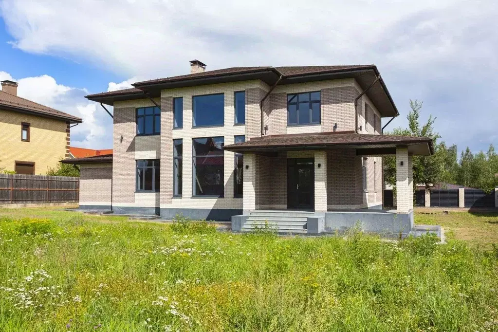 Коттедж в Москва д. Большое Свинорье, ул. Перспективная (330 м) - Фото 1