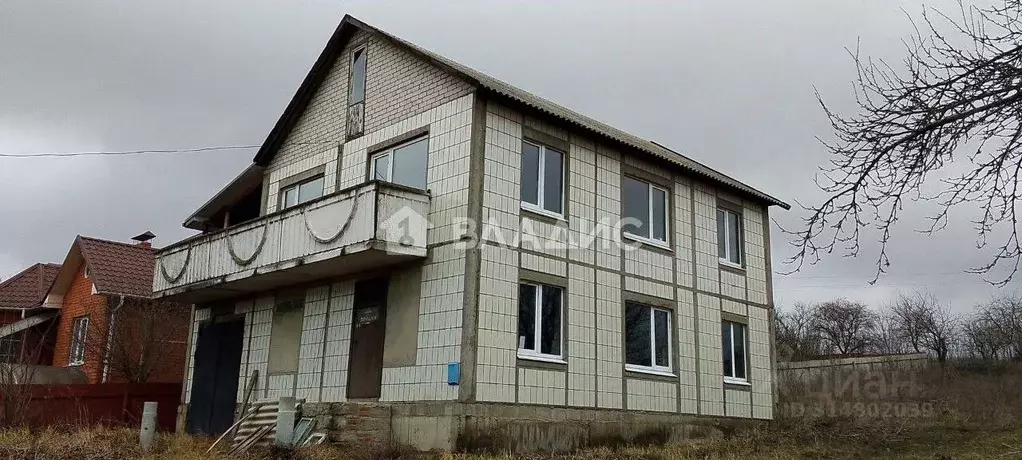 Дом в Белгородская область, Белгородский район, Дубовское с/пос, с. ... - Фото 0