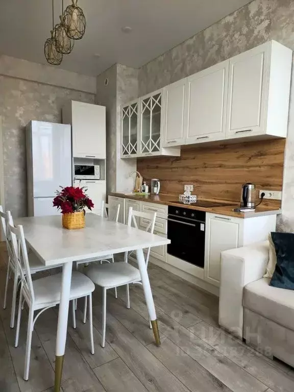 1-к кв. Дагестан, Каспийск просп. Акулиничева, 3 (55.0 м) - Фото 1