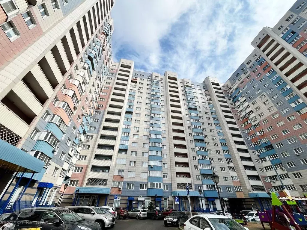1-к. квартира, 40 м, 12/17 эт. - Фото 0