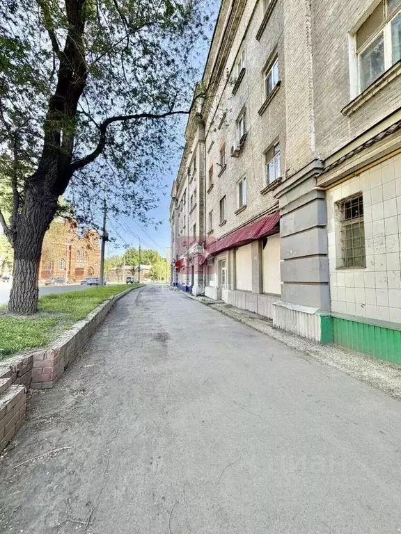 Торговая площадь в Саратовская область, Саратов просп. Энтузиастов, 1 ... - Фото 1