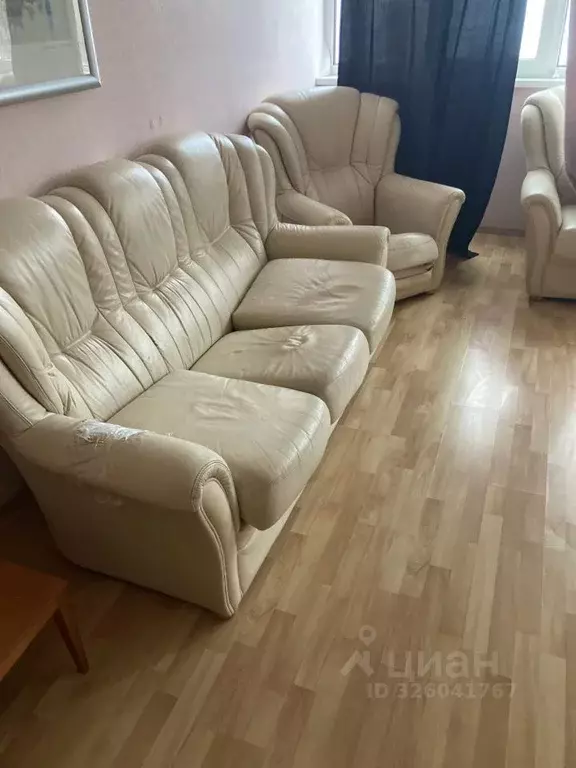 2-к кв. Самарская область, Тольятти Портовый мкр, ул. Комзина, 6А ... - Фото 1