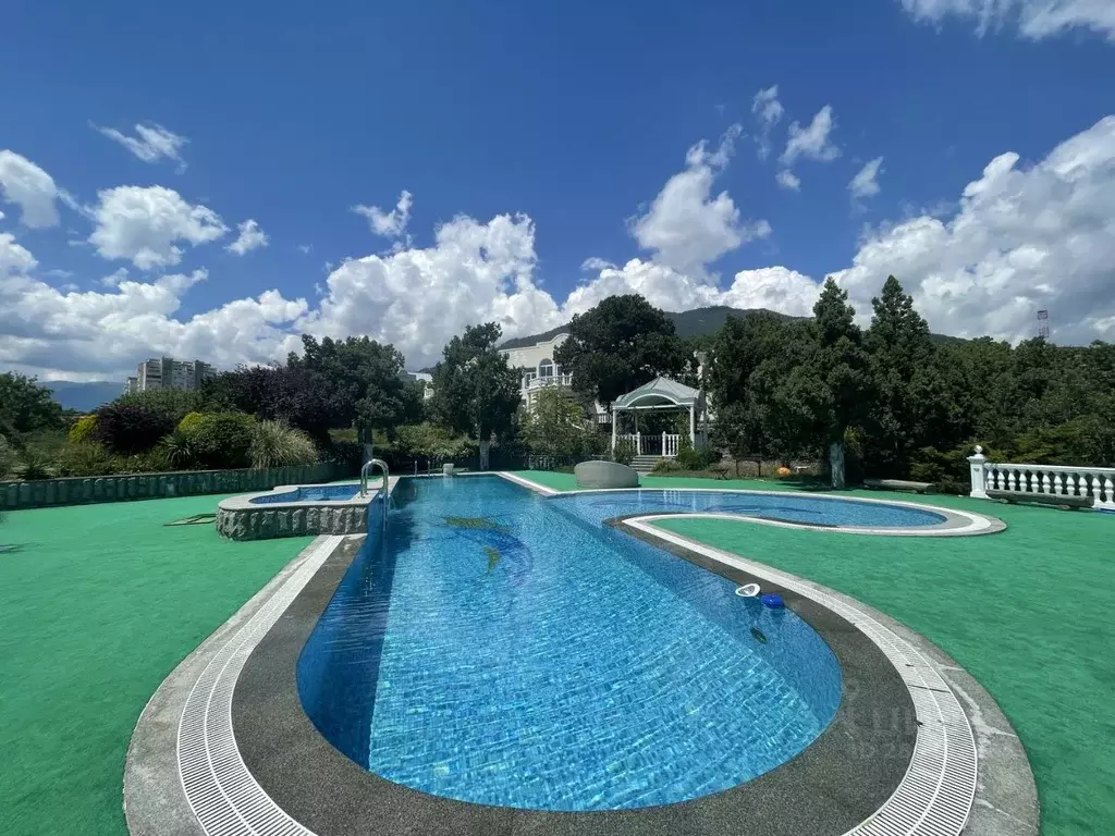 Дом в Крым, Ялта городской округ, Никита пгт  (600 м) - Фото 1