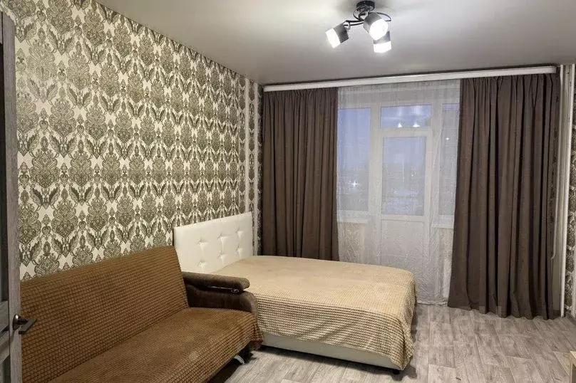 2-к кв. Хакасия, Абакан ул. Кирова, 204А (70.0 м) - Фото 2