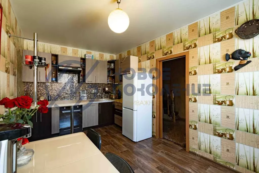 Дом в Омская область, Омский район муниципальный округ, с. Троицкое ... - Фото 2