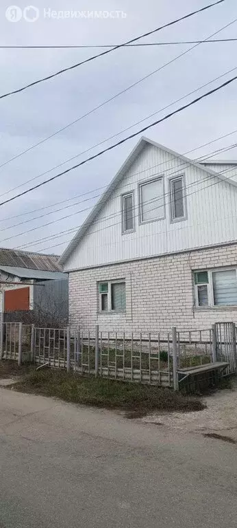 Дом в Димитровград, улица Горького (126 м) - Фото 1