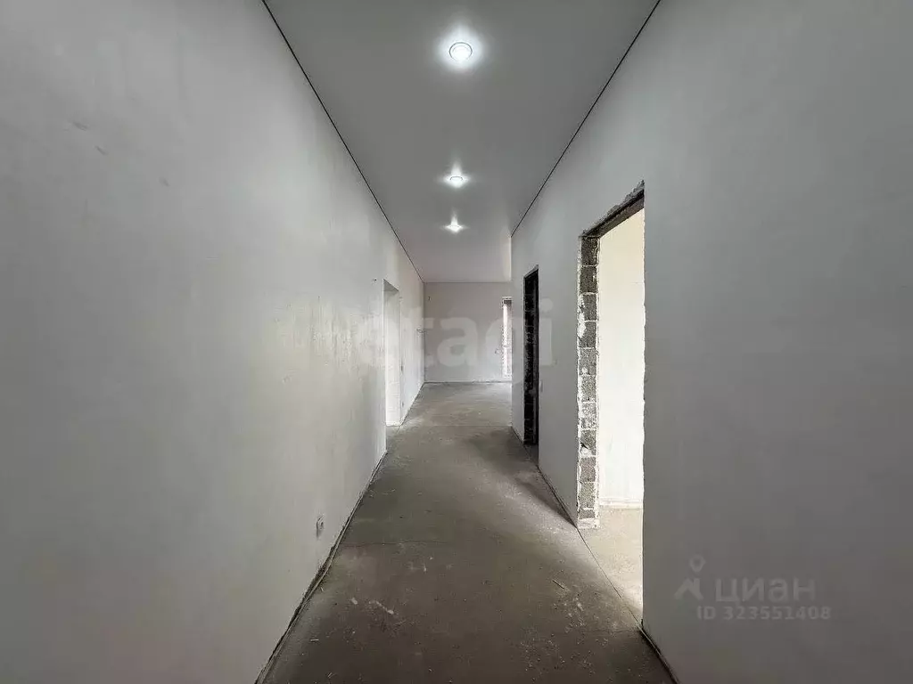 Дом в Оренбургская область, Оренбургский район, с. Благословенка ул. ... - Фото 1