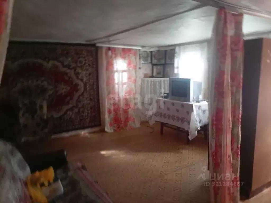 Дом в Белгородская область, Новооскольский муниципальный округ, с. ... - Фото 1