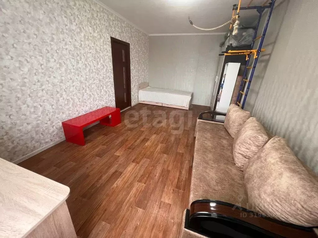 2-к кв. Крым, Феодосия ул. Крымская, 88 (60.2 м) - Фото 0