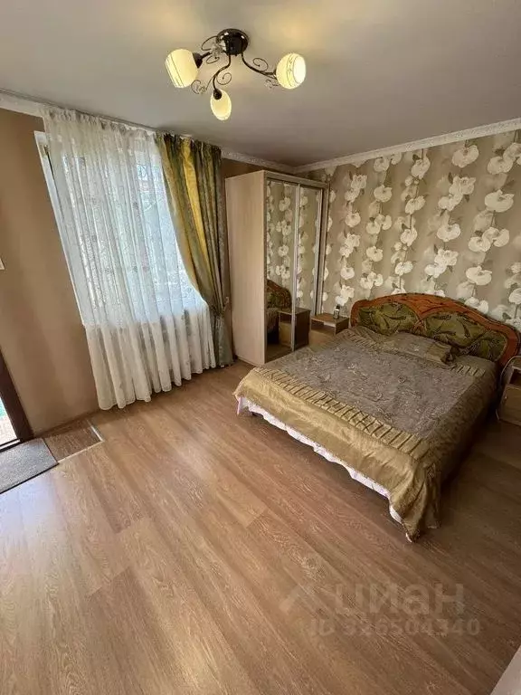 Дом в Крым, Алупка ул. Ленина, 5 (50 м) - Фото 1