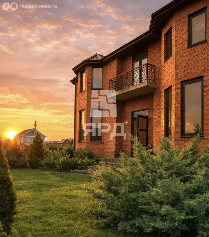 Дом в Таганрог, улица Айвазовского, 2 (300 м) - Фото 1