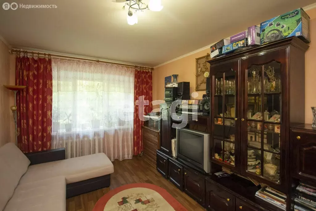 2-комнатная квартира: Тюмень, проезд Геологоразведчиков, 13 (42 м) - Фото 1