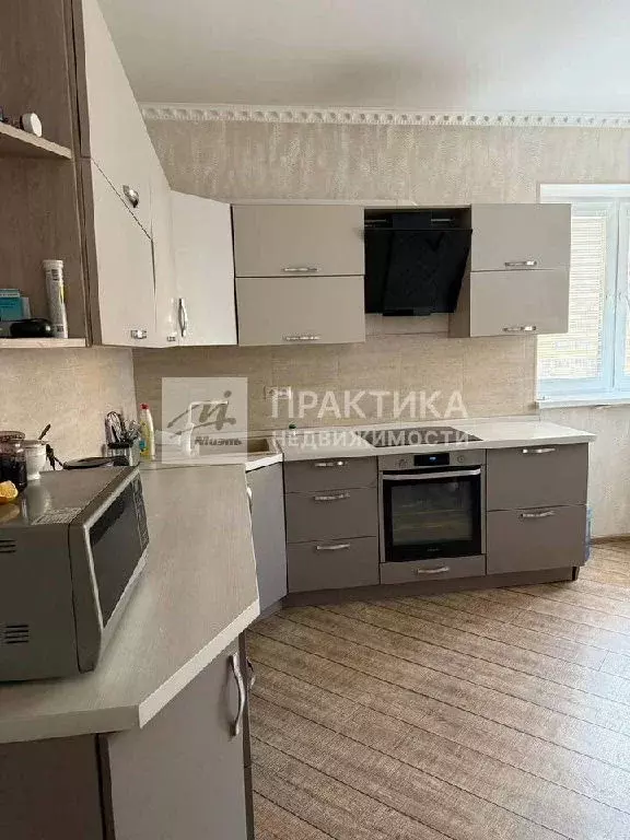 Продается 3-комнатная квартира - Фото 1