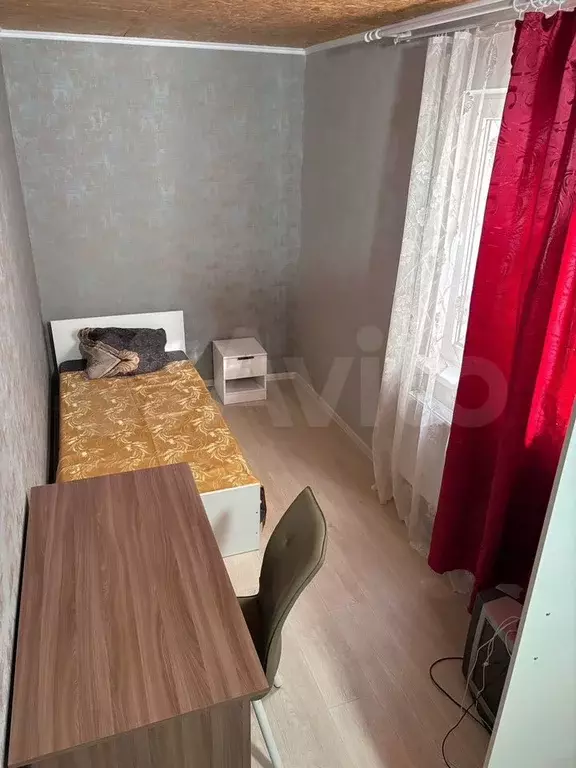 Комната 9 м в 4-к., 1/2 эт. - Фото 0