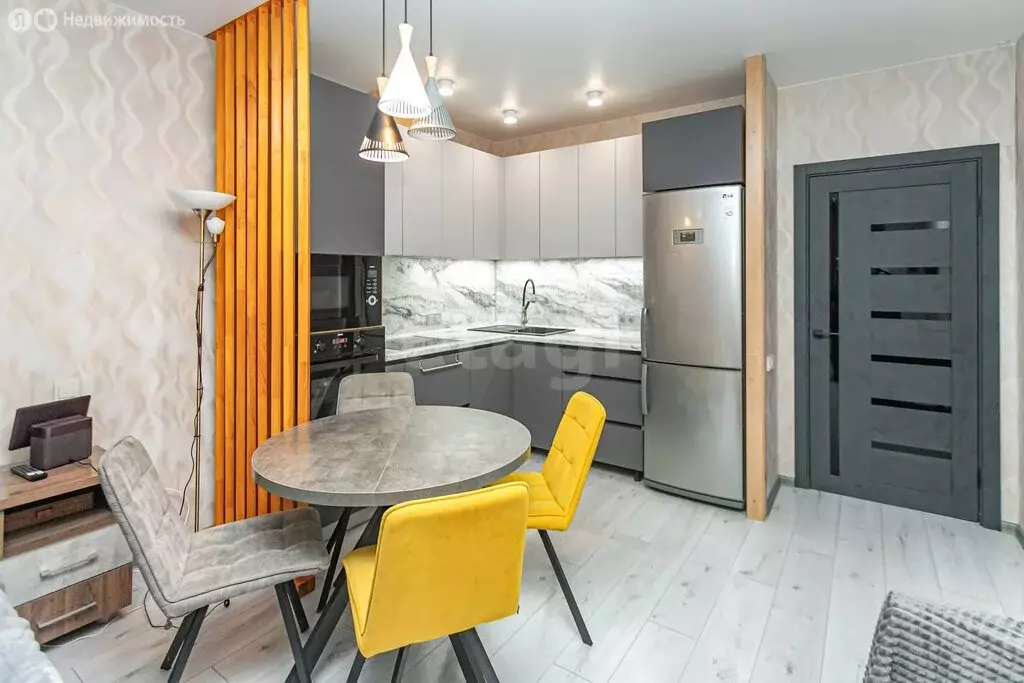 Квартира-студия: Бердск, улица Попова, 11/2 (45 м) - Фото 1