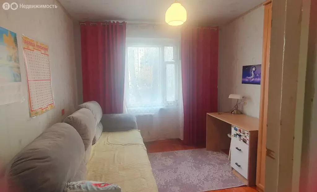 3-комнатная квартира: Курган, жилой район Заозёрный, 1-й микрорайон, ... - Фото 1