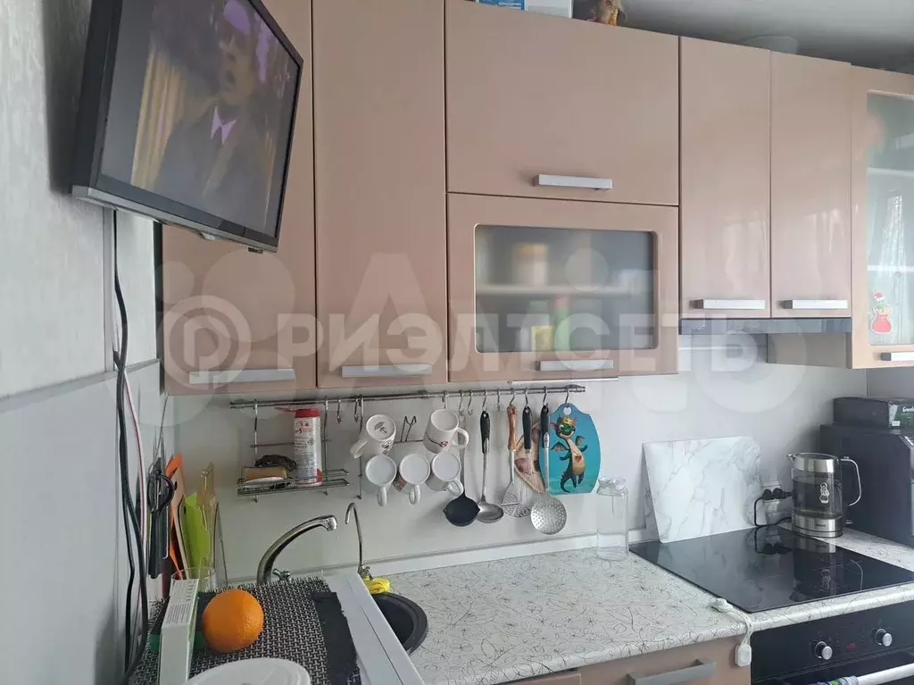 2-к. квартира, 45 м, 1/5 эт. - Фото 1