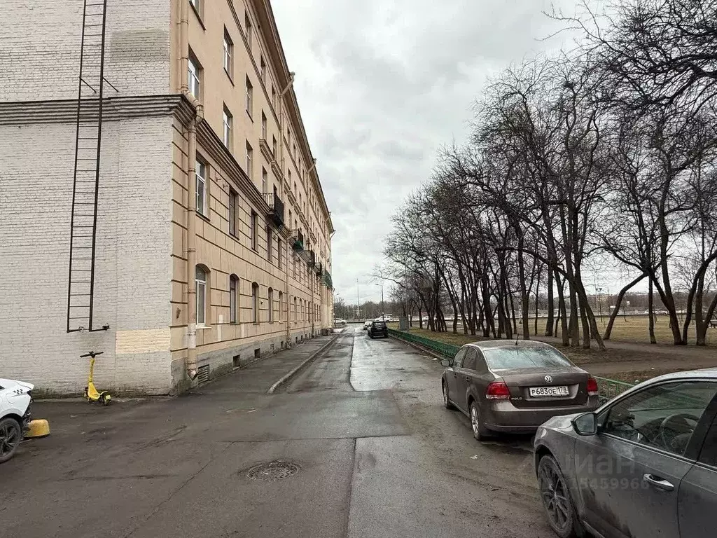 Офис в Санкт-Петербург Октябрьская наб., 74К1 (282 м) - Фото 0