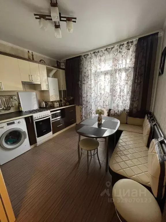 2-к кв. Липецкая область, Елец ул. Коммунаров, 149 (60.0 м) - Фото 1