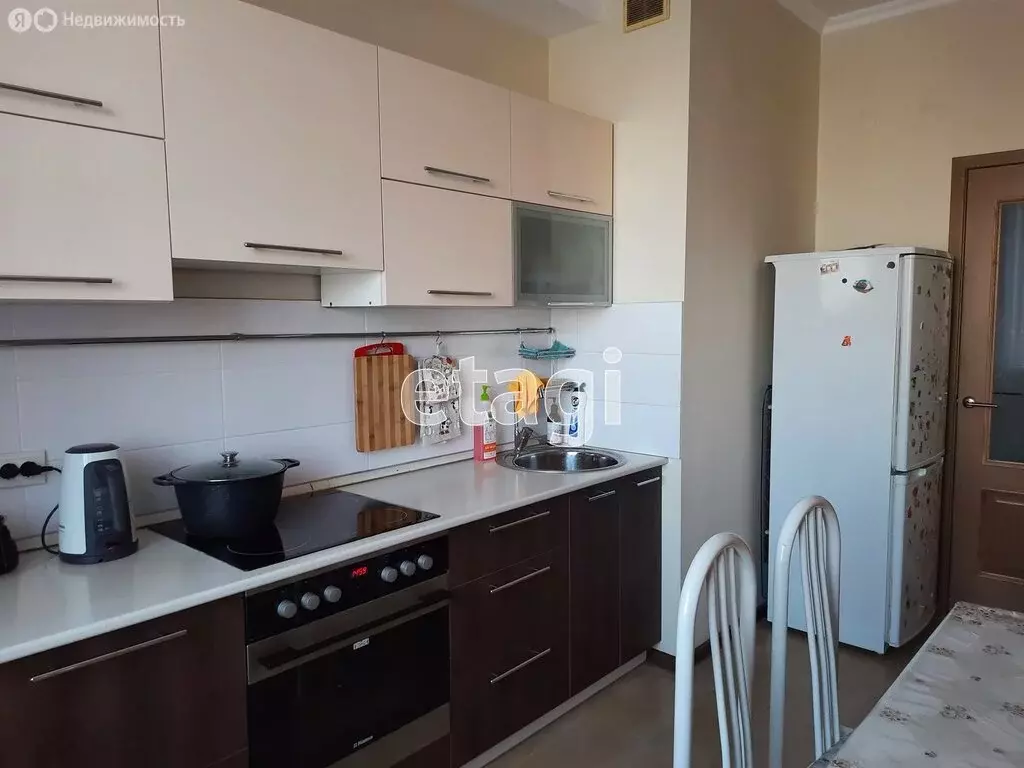3-комнатная квартира: Улан-Удэ, 111-й микрорайон, 15 (73.7 м) - Фото 0