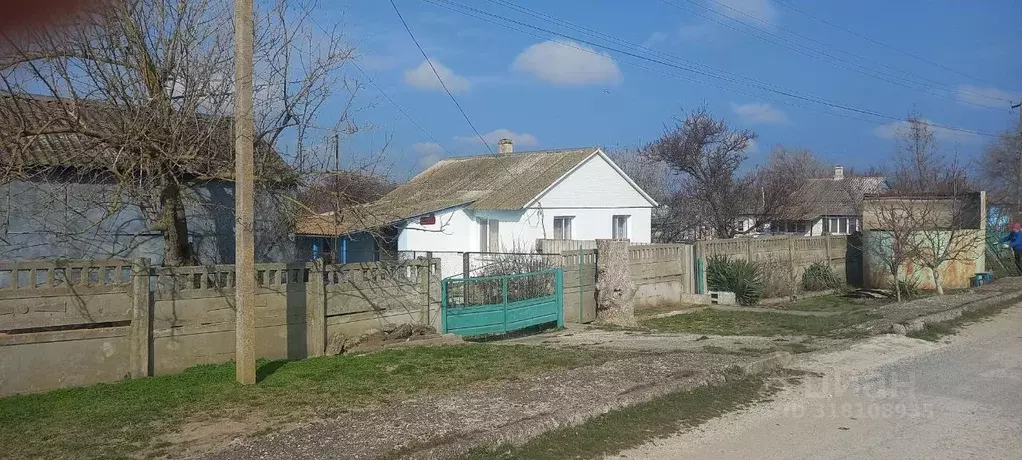 Дом в Крым, Ленинский район, с. Новониколаевка ул. Львовская, 25 (47 ... - Фото 1
