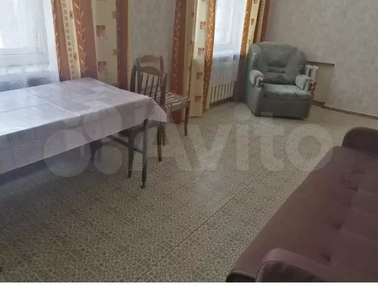 Комната 17 м в 3-к., 1/5 эт. - Фото 1