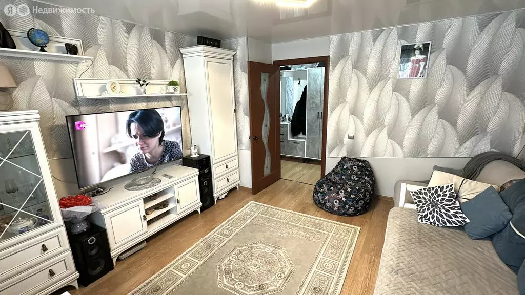 3-комнатная квартира: Нижний Тагил, улица Фрунзе, 58/33 (65 м) - Фото 1