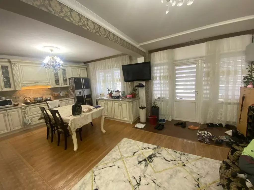 Дом в Дагестан, Махачкала ул. Гальченко, 1Д (100 м) - Фото 1