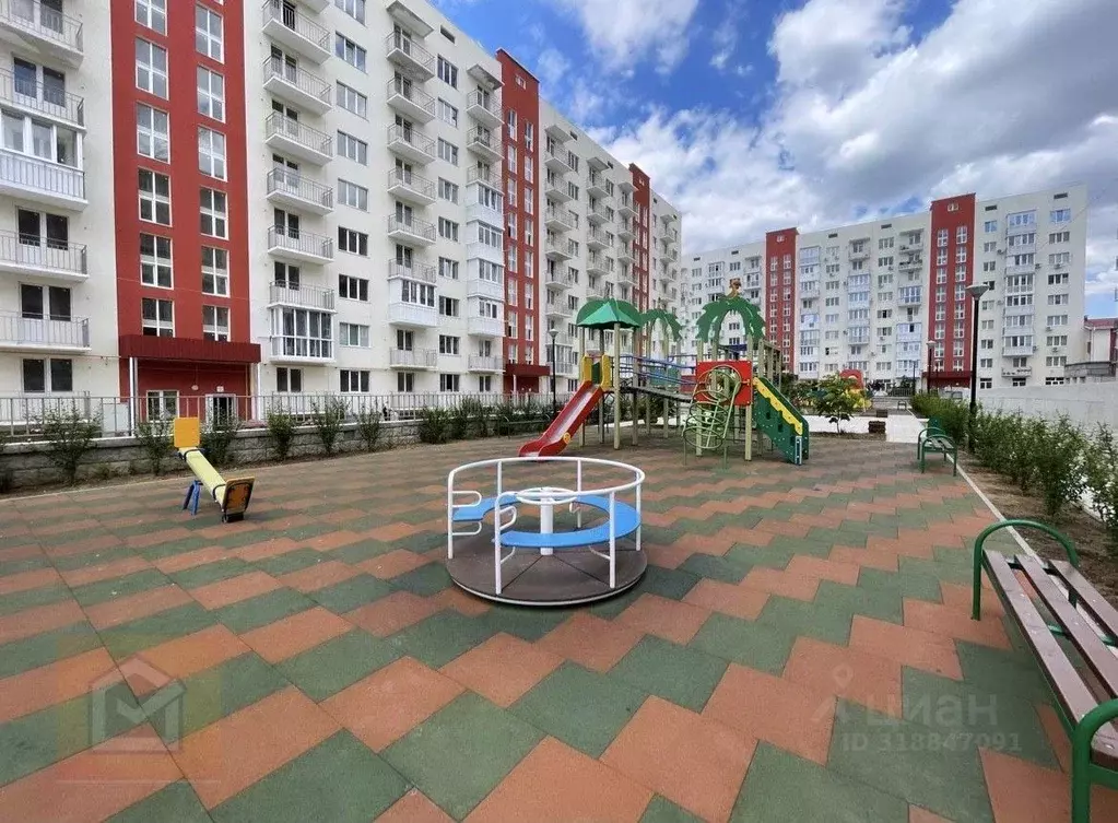 Свободной планировки кв. Крым, Евпатория ул. 9 Мая, 55В (27.8 м) - Фото 1