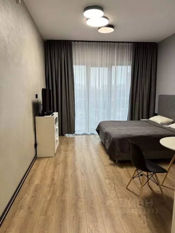 Студия Санкт-Петербург наб. Макарова, 58 (30.0 м) - Фото 1