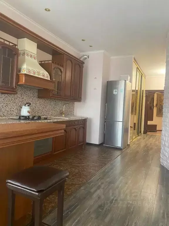 2-к кв. Татарстан, Казань ул. Дзержинского, 11а (78.0 м) - Фото 2