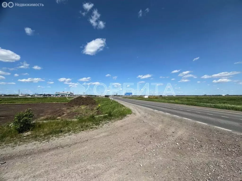 Участок в Тюменский район, деревня Ушакова (250 м) - Фото 1